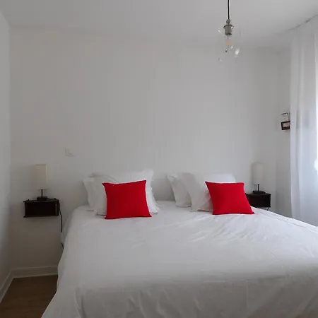Σπίτι διακοπών Maison Plain-pied 1-6 Personnes Calme Jardin Parking Prive *